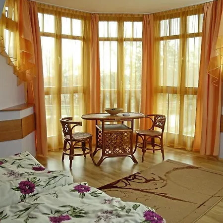 Sakura Panzio Bed & Breakfast Sopron